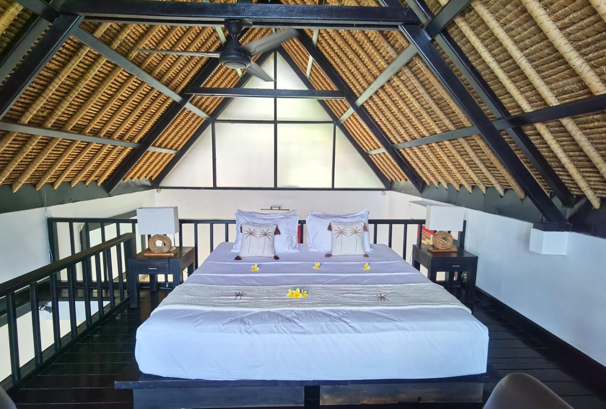 Amed Santorini Villa Esterno foto